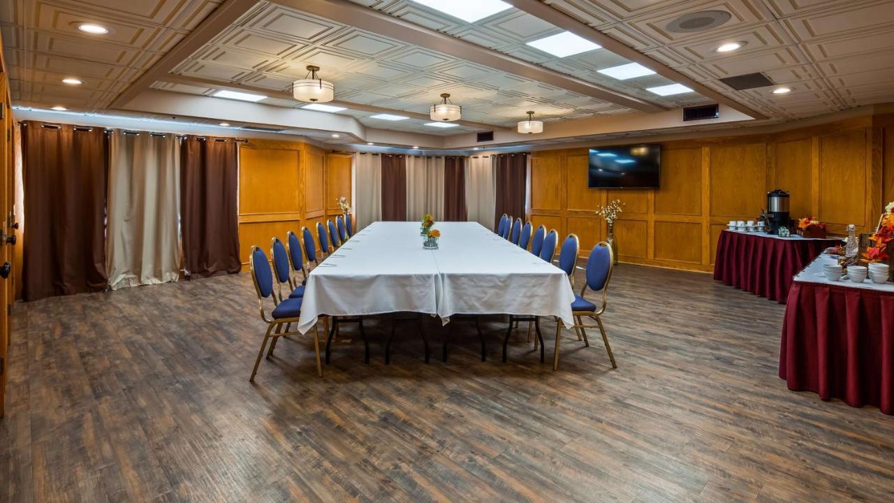 Surestay Hotel By Best Western Chilliwack Buitenkant foto
