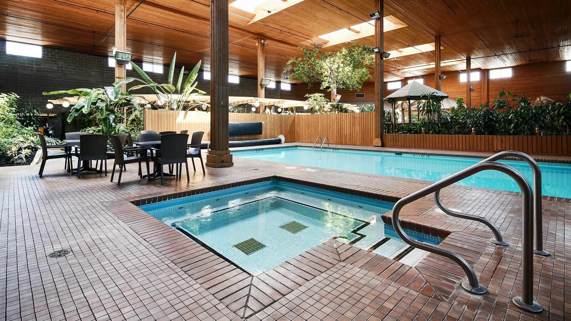 Surestay Hotel By Best Western Chilliwack Buitenkant foto