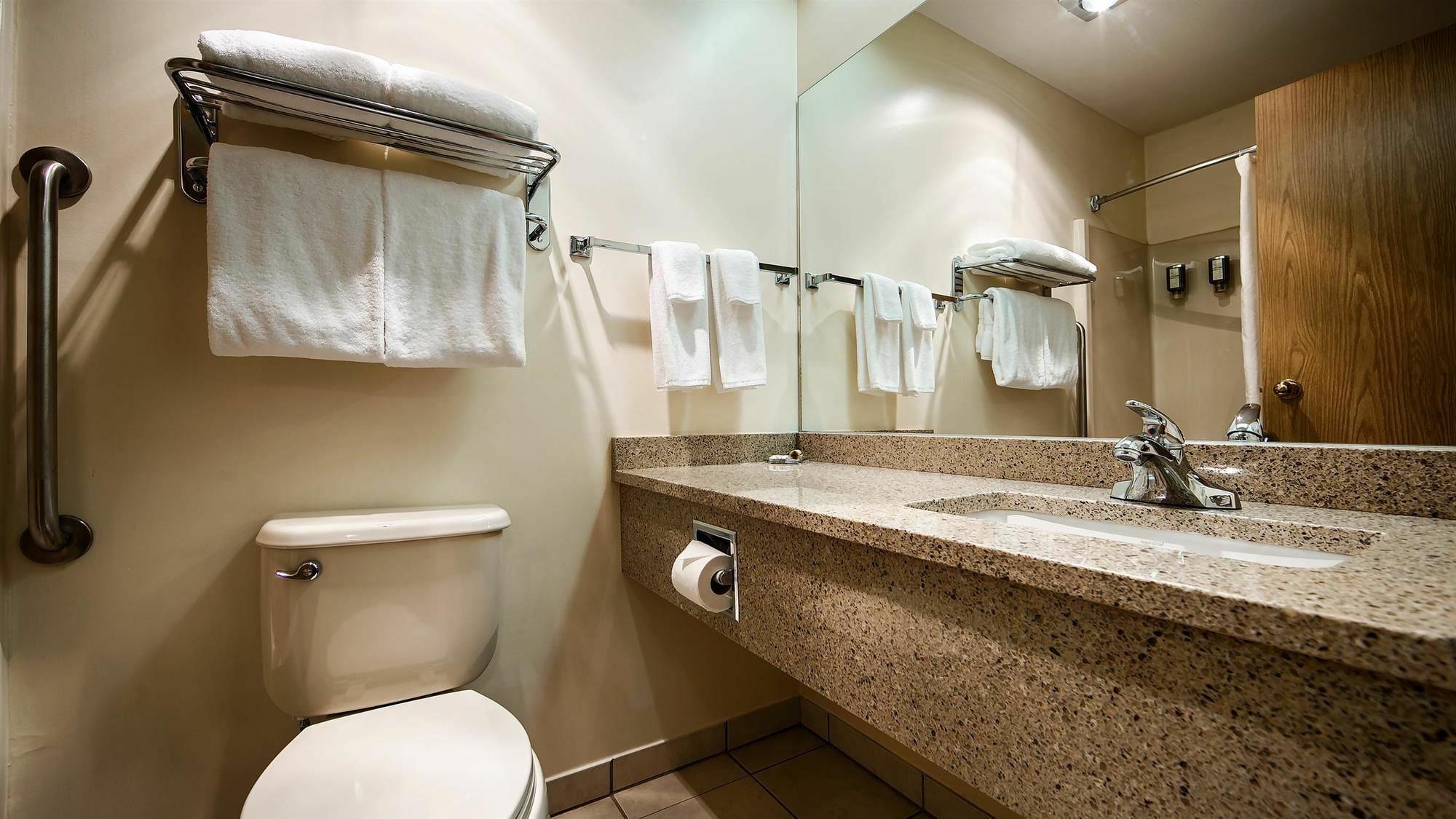 Surestay Hotel By Best Western Chilliwack Buitenkant foto